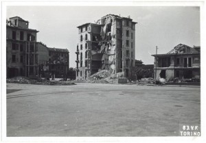 Via Luigi Cibrario ang. Corso Svizzera 1943