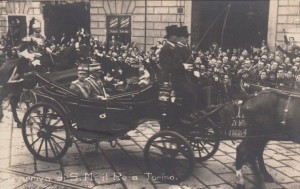 TORINO 1923, VITTORIO EMANUELE III E IL GENERALE DIAZ IN CARROZZA.